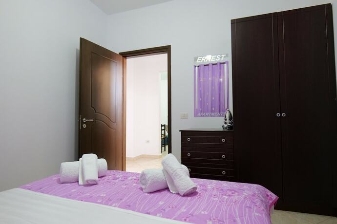 Imagen de la habitación del Hotel Ernest Apartments. Foto 16