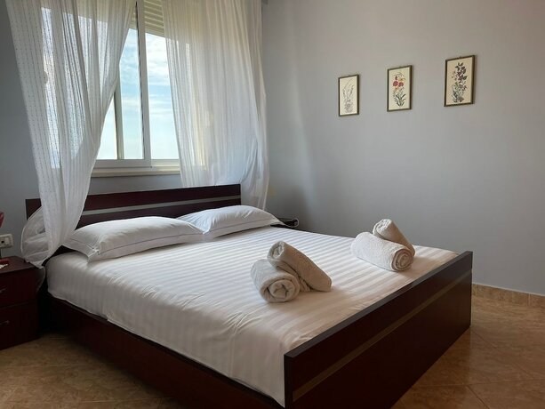 Imagen general del Hotel Ernest Apartments. Foto 7