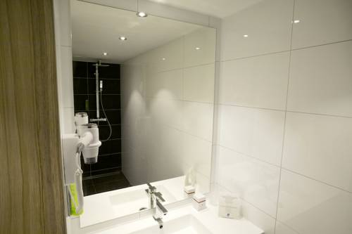 Imagen de la habitación del Hotel Ernst Sillem Hoeve. Foto 3