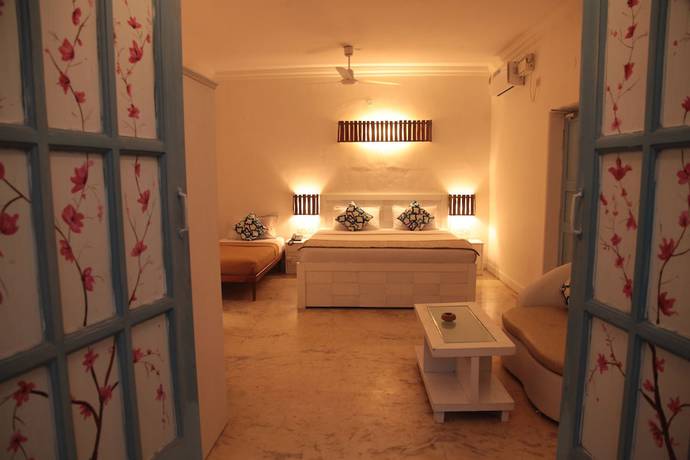 Imagen de la habitación del Hotel Eros Boutique. Foto 10