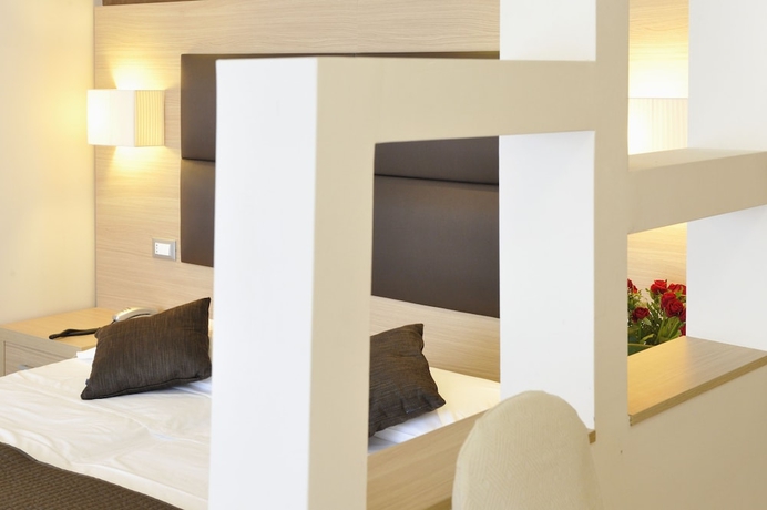 Imagen de la habitación del Hotel Eros, Lignano Sabbiadoro. Foto 5