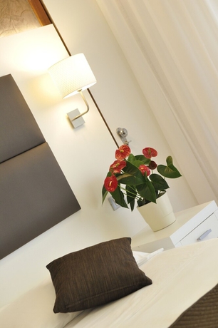 Imagen de la habitación del Hotel Eros, Lignano Sabbiadoro. Foto 16