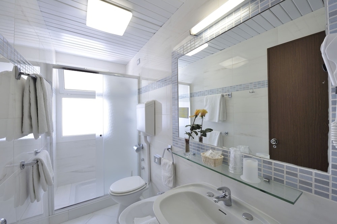 Imagen de la habitación del Hotel Eros, Lignano Sabbiadoro. Foto 18