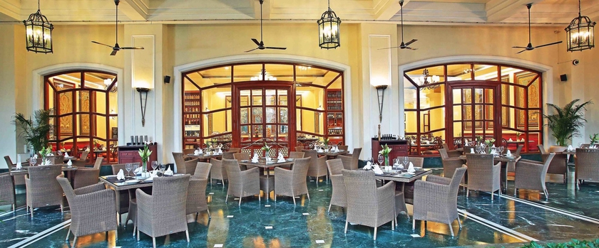 Imagen del bar/restaurante del Hotel Eros New Delhi, Nehru Place. Foto 2