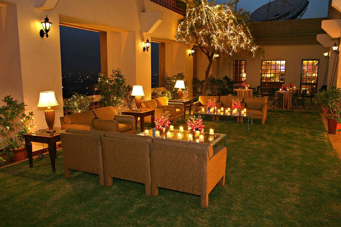 Imagen del bar/restaurante del Hotel Eros New Delhi, Nehru Place. Foto 5