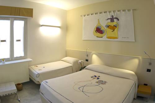 Imagen de la habitación del Hotel Eros Residence, Cervia. Foto 4