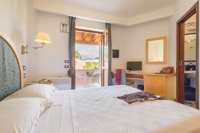 Imagen de la habitación del Hotel Eros, Vulcano. Foto 5