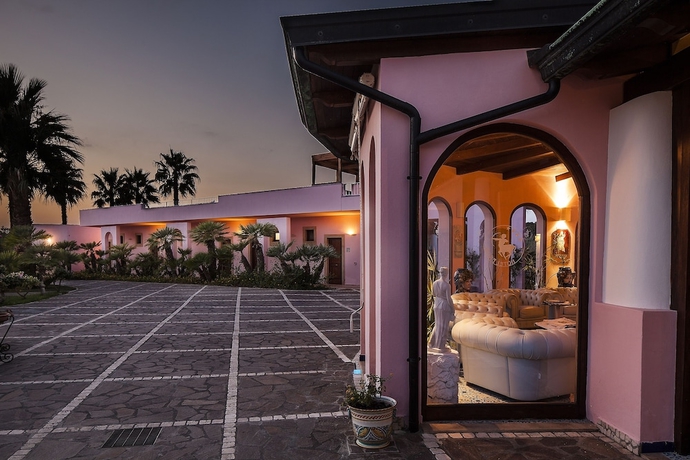 Imagen de los interiores del Hotel Eros, Vulcano. Foto 18