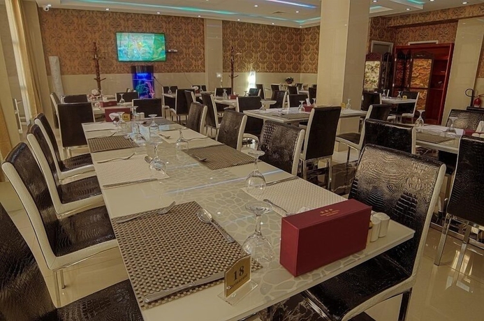 Imagen del bar/restaurante del Hotel Errafie. Foto 2