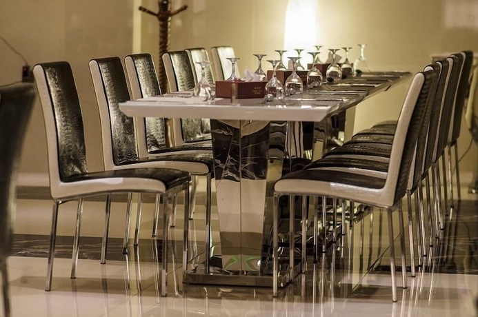 Imagen del bar/restaurante del Hotel Errafie. Foto 5