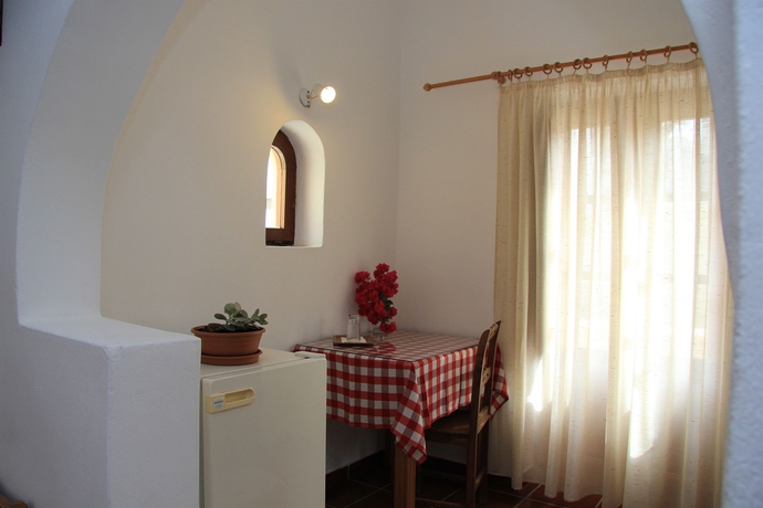 Imagen de la habitación del Hotel Ersi Villas. Foto 4