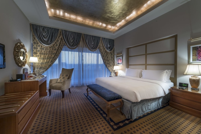 Imagen de la habitación del Hotel Erth Abu Dhabi. Foto 6