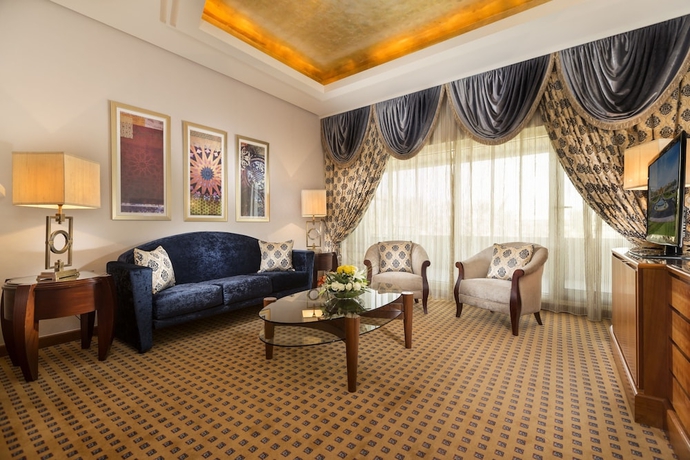 Imagen de la habitación del Hotel Erth Abu Dhabi. Foto 8