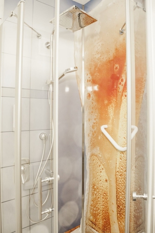 Imagen de la habitación del Hotel Ertl. Foto 15