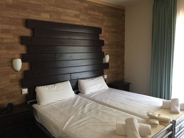 Imagen de la habitación del Hotel Erts Boutique. Foto 14