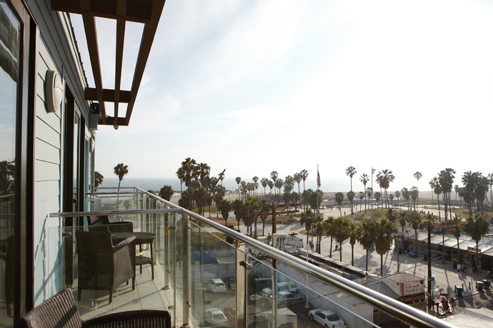 Imagen de la habitación del Hotel Erwin. Foto 6