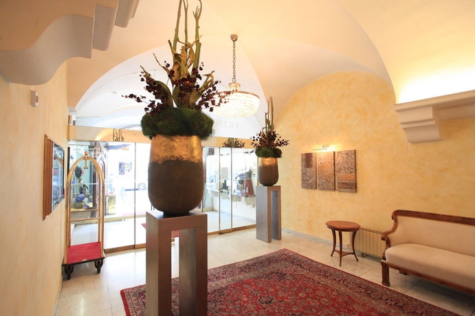 Imagen de los interiores del Hotel Erzherzog Johann Palais. Foto 12