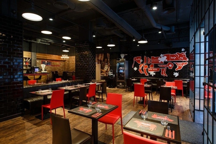 Imagen del bar/restaurante del Hotel Erzs&eacute;bet City Center Budapest, a member of Radisson Individuals. Foto 8