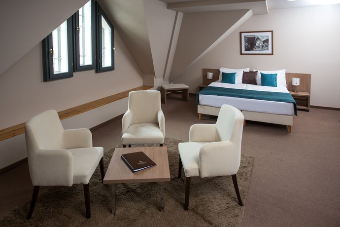 Imagen de la habitación del Hotel Erzsebet Kiralyne. Foto 7