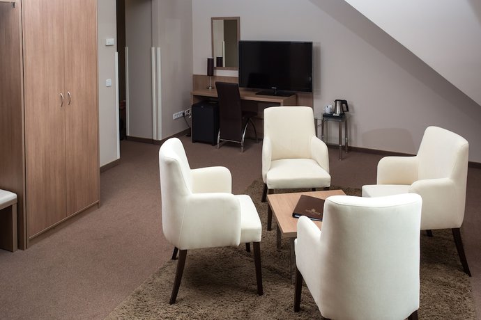 Imagen de la habitación del Hotel Erzsebet Kiralyne. Foto 8