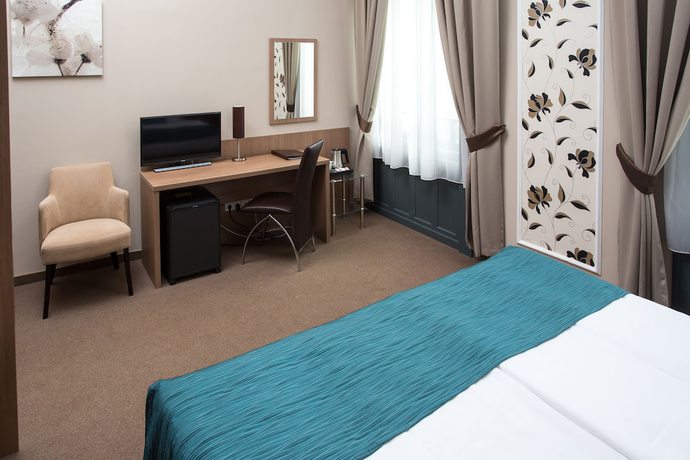 Imagen de la habitación del Hotel Erzsebet Kiralyne. Foto 9