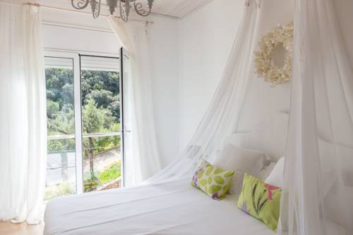 Imagen de la habitación del Hotel Es Cel De Begur. Foto 8