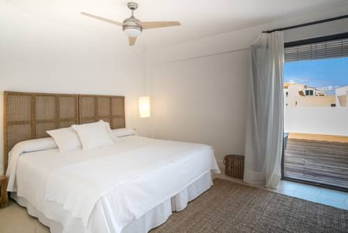 Imagen de la habitación del Hotel Es Marès. Foto 5