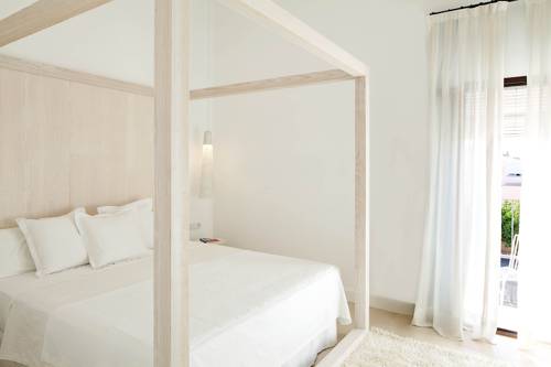 Imagen de la habitación del Hotel Es Marès. Foto 8