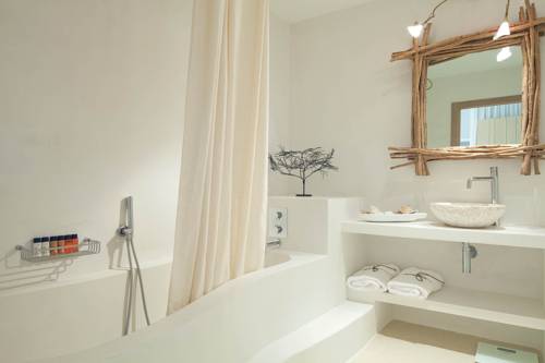 Imagen de la habitación del Hotel Es Marès. Foto 12