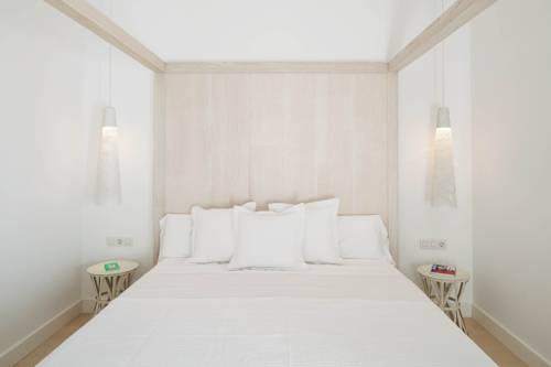 Imagen de la habitación del Hotel Es Marès. Foto 13