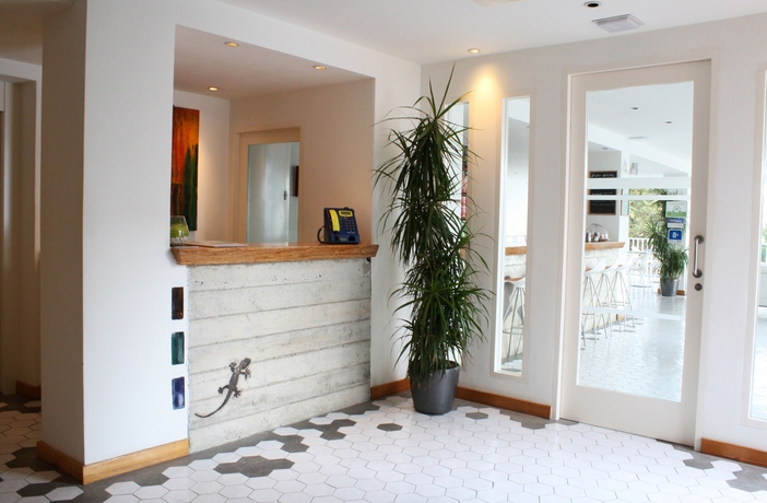 Imagen de los interiores del Hotel Es Mitjorn. Foto 8