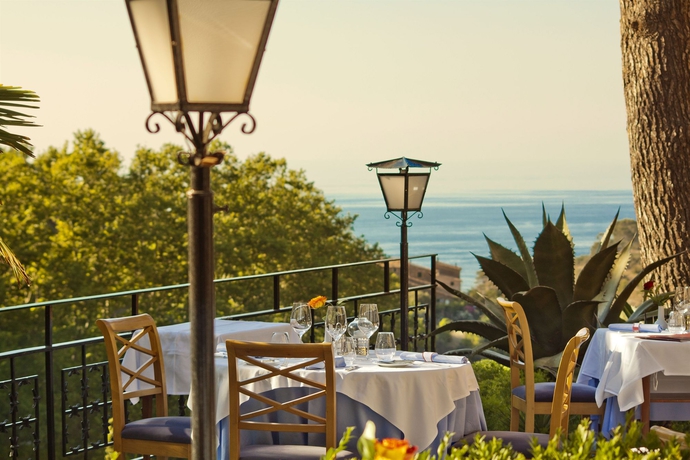 Imagen del bar/restaurante del Hotel Es Molí. Foto 5