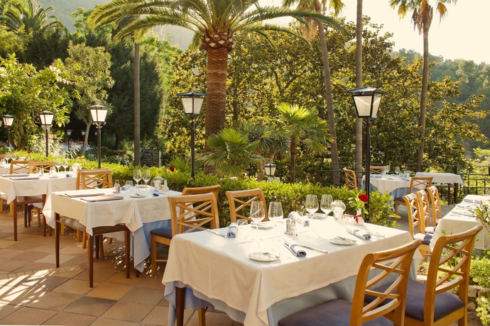 Imagen del bar/restaurante del Hotel Es Molí. Foto 7