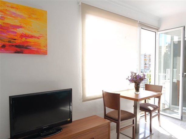 Imagen general del Hotel Es Nautico Suites. Foto 5