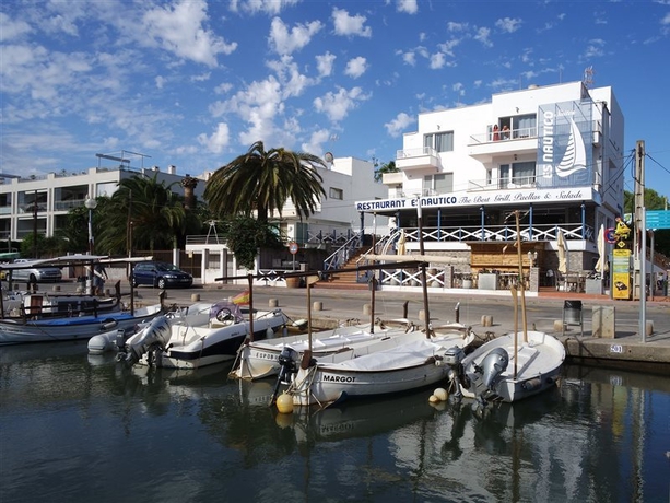 Imagen general del Hotel Es Nautico Suites. Foto 7