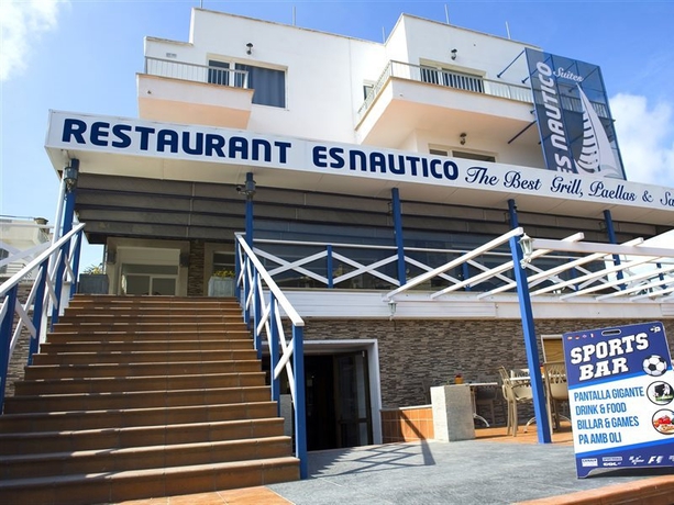 Imagen general del Hotel Es Nautico Suites. Foto 11