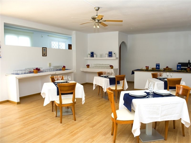 Imagen general del Hotel Es Nautico Suites. Foto 13