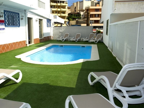 Imagen general del Hotel Es Nautico Suites. Foto 14