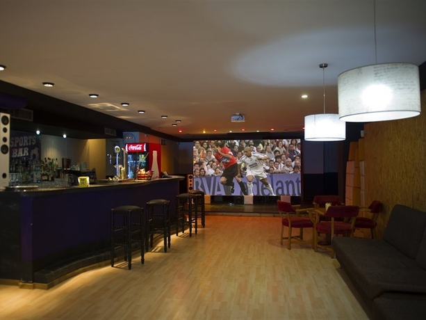 Imagen general del Hotel Es Nautico Suites. Foto 15