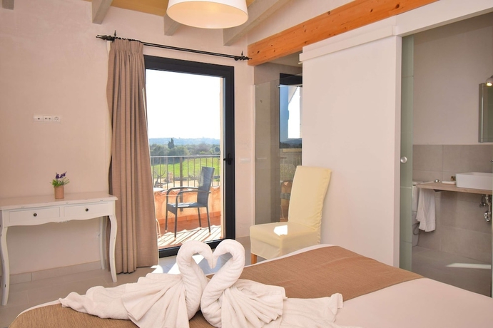 Imagen de la habitación del Hotel Es Racó de Maria. Foto 5