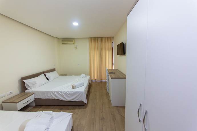 Imagen de la habitación del Hotel Esal. Foto 9