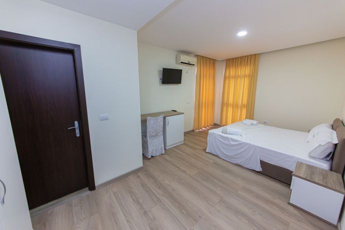 Imagen de la habitación del Hotel Esal. Foto 13