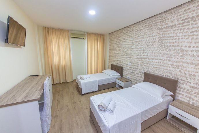 Imagen de la habitación del Hotel Esal. Foto 17