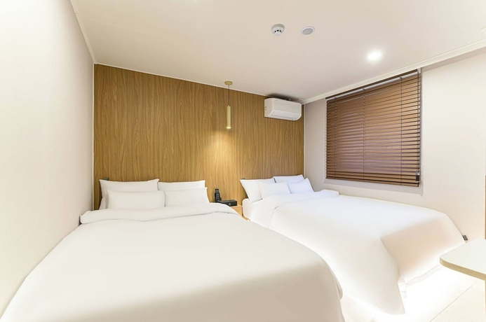 Imagen de la habitación del Hotel EsanghanIncheon Chinatown. Foto 9