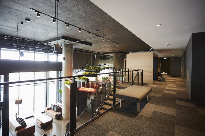 Imagen de los interiores del Hotel Escad Quartier Dix30. Foto 20