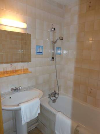 Imagen de la habitación del Hotel Escal Hôtel. Foto 6