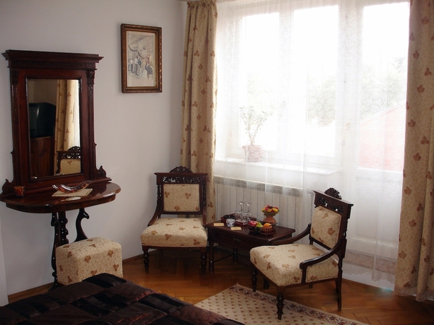 Imagen de la habitación del Hotel Escala. Foto 9