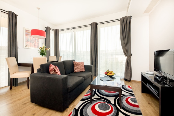 Imagen de los interiores del Hotel Escala Hotel and Suites. Foto 16