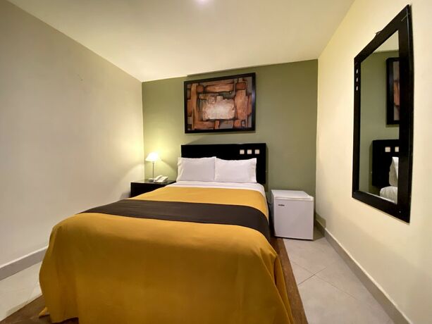 Imagen general del Hotel Escala Puebla Centro. Foto 10