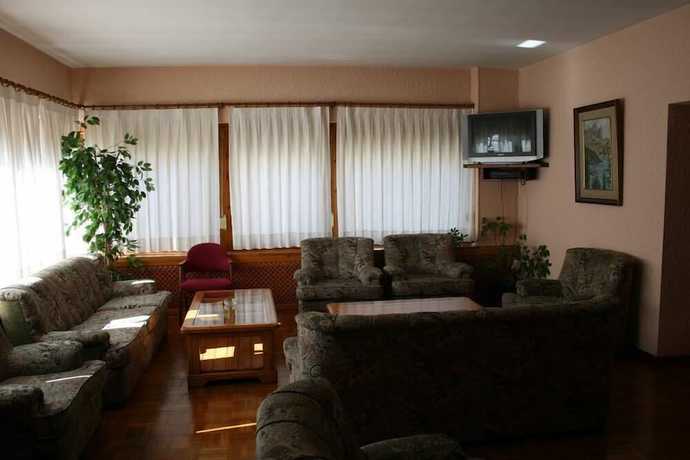 Imagen de los interiores del Hotel Escalar. Foto 19